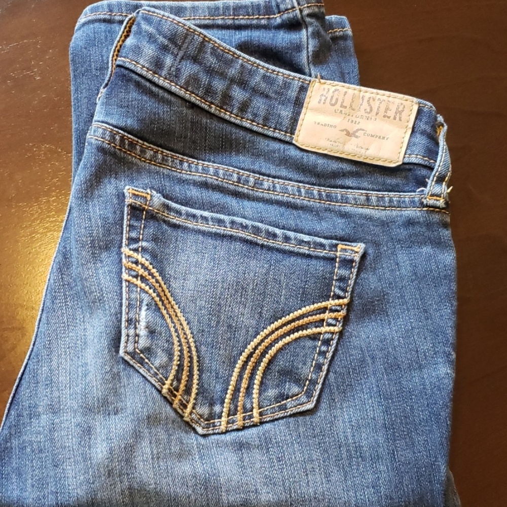 Hollister jeans